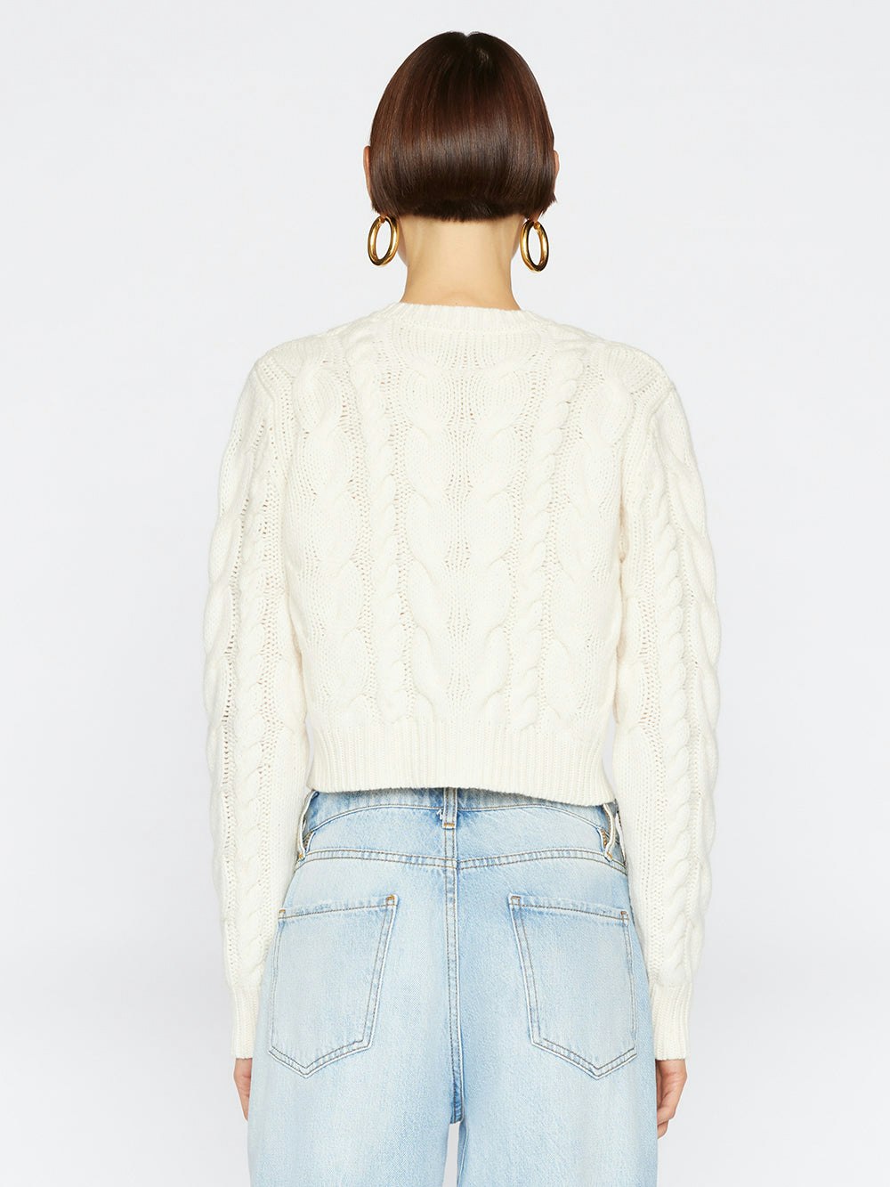 sweater side view alt:fit2